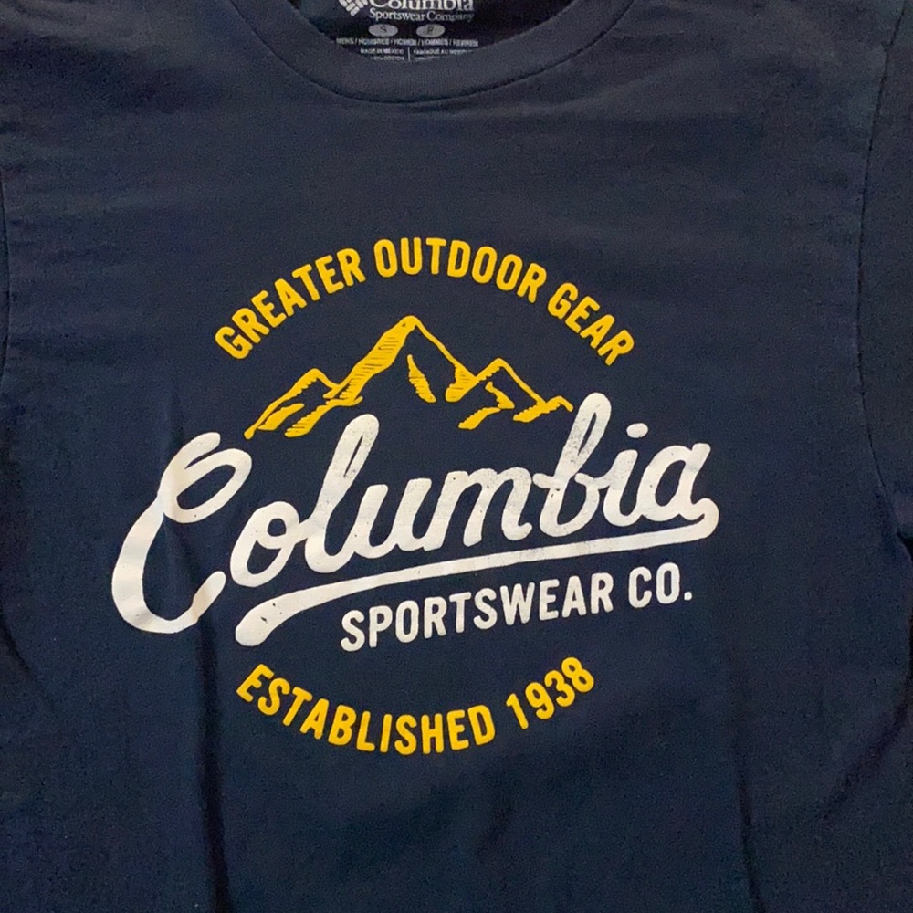 Columbia tee!